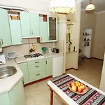 Apartment Near Museum *